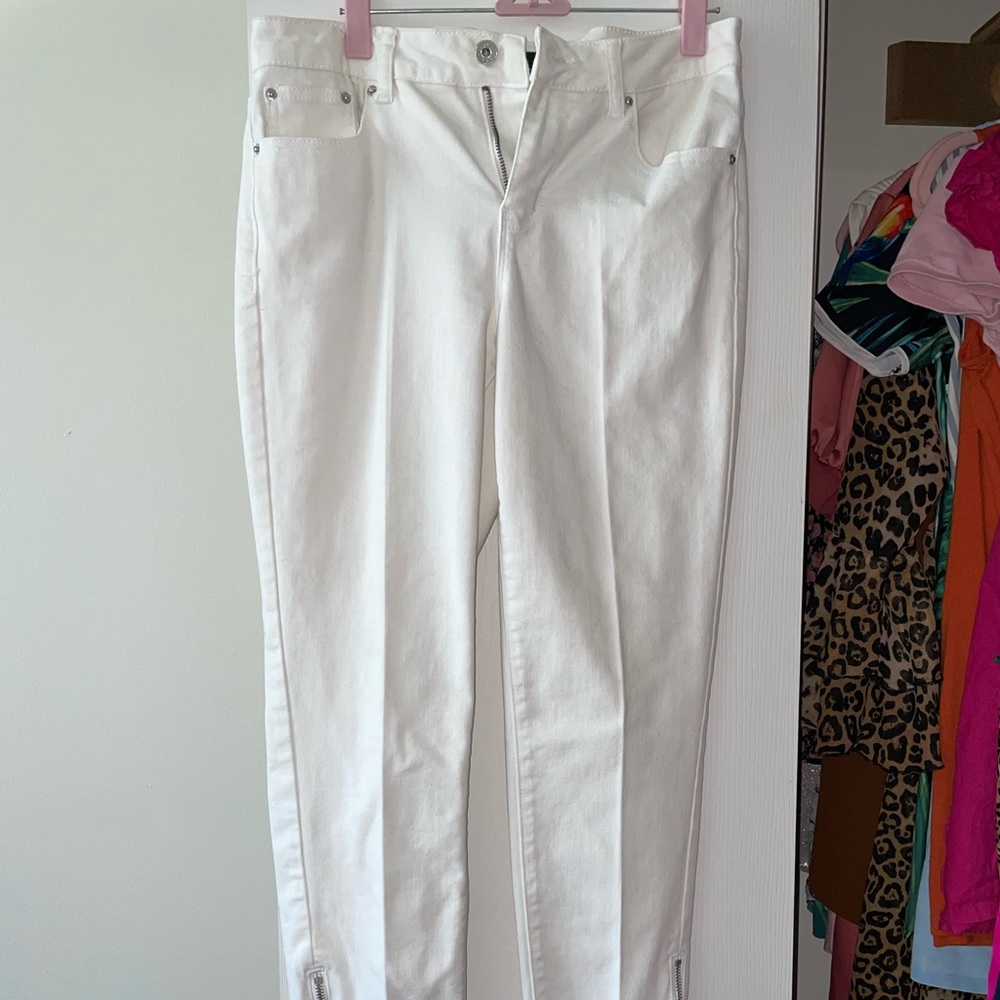 White Pants Zip Ankle Raw Hem